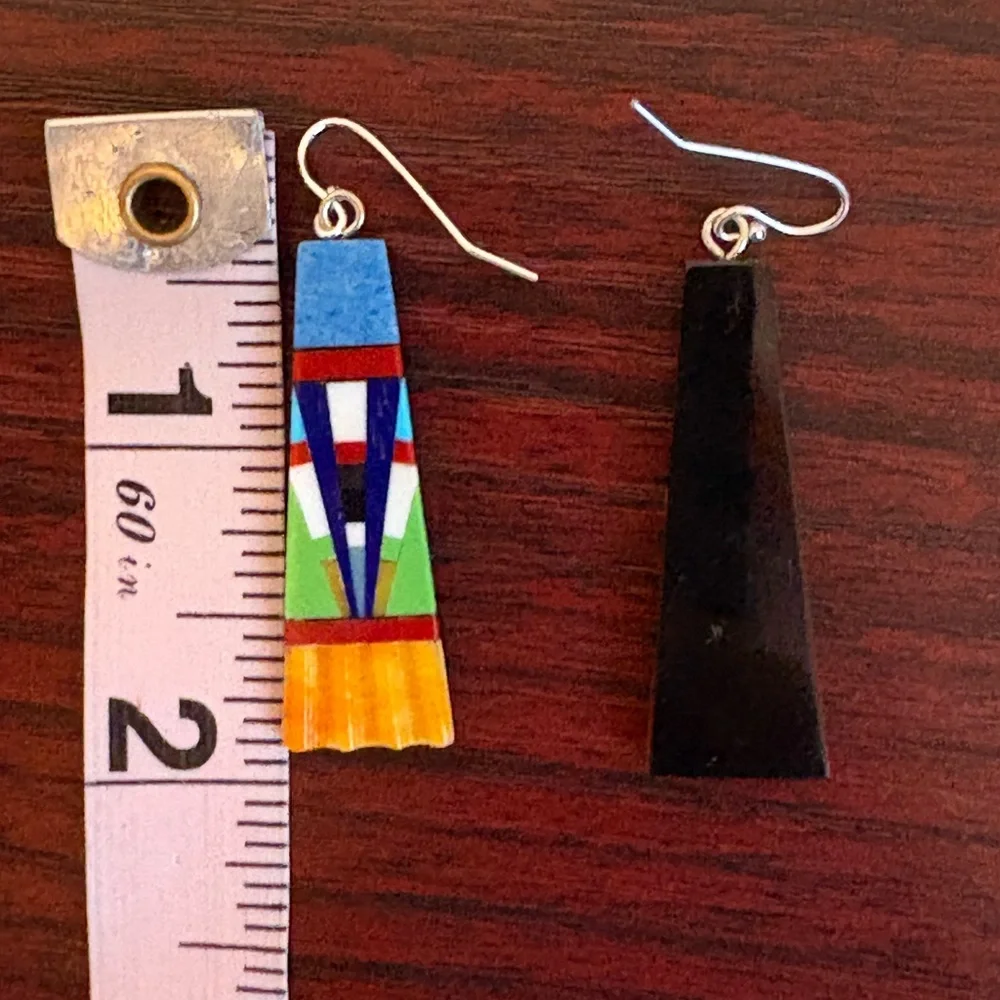 Shell Inlay Earrings - Picture 4 of 4